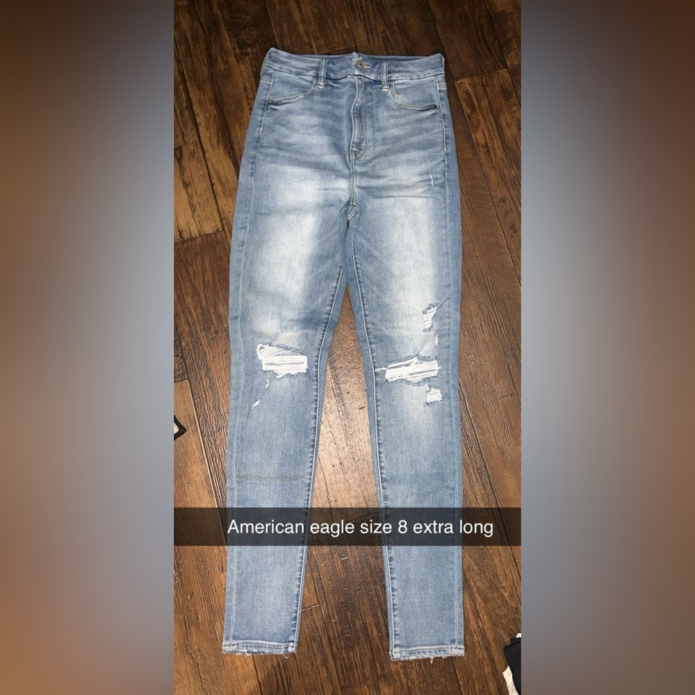 American Eagle Outfitters Light Blue Distressed Skinny Jeans